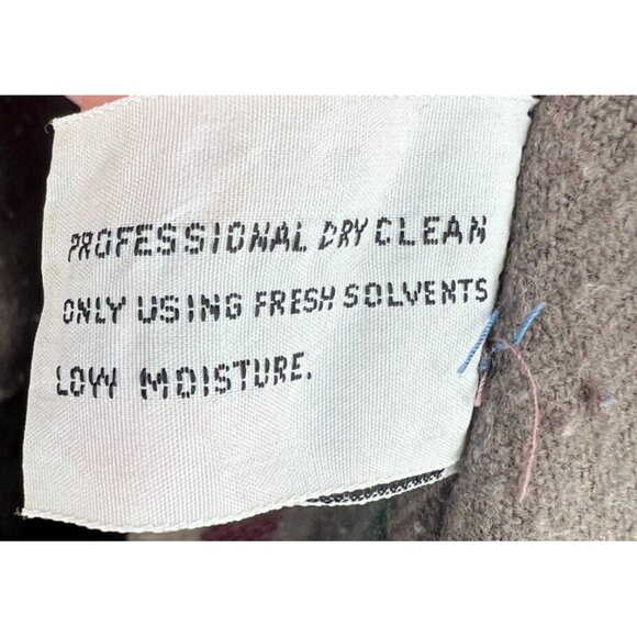 Vintage Foxland Women’s Red Winter Coat  w/Snap Closure - Picture 14 of 16